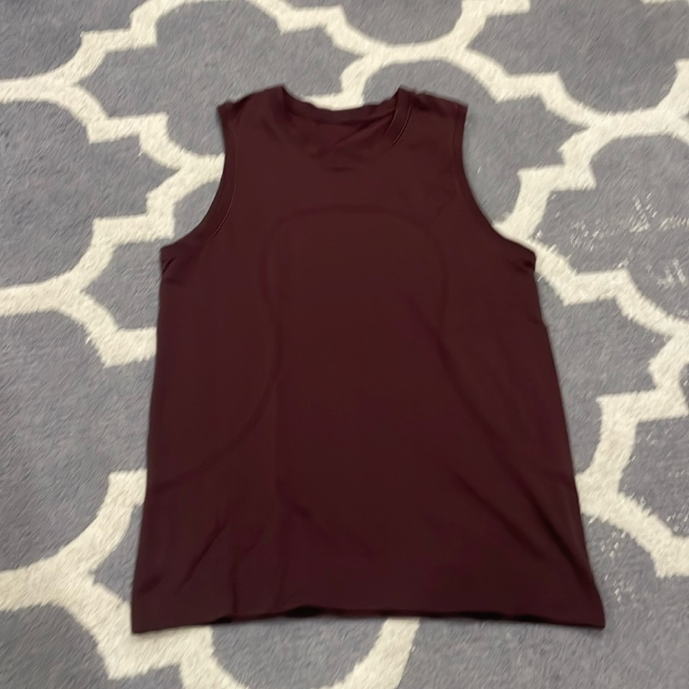 Lululemon women’s relaxed swiftly tank. Size 4